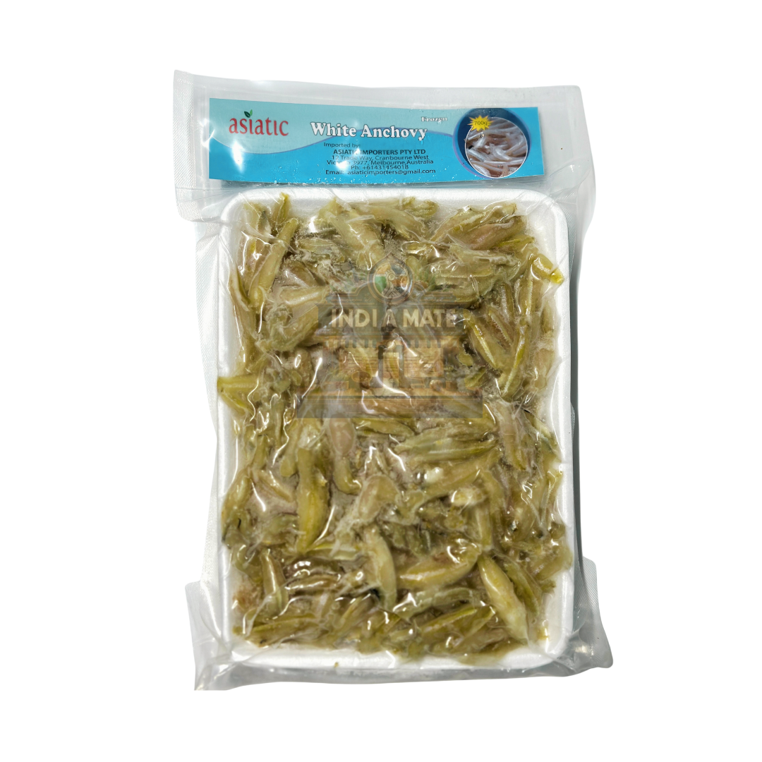 Asiatic Anchovy (Kozhuva) Fish, a small and flavorful fish perfect for preparing traditional South Indian dishes like meen fry, curry, and pickles. Fresh and ready to cook.