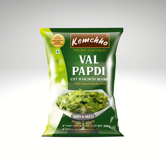 Kemchho Val Papdi – Frozen broad beans (val papdi) ready to cook, available at IndiaMate.